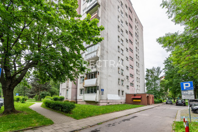Mieszkanie Sprzedaż  Kraków-Nowa Huta os.&nbsp;Kombatantów
